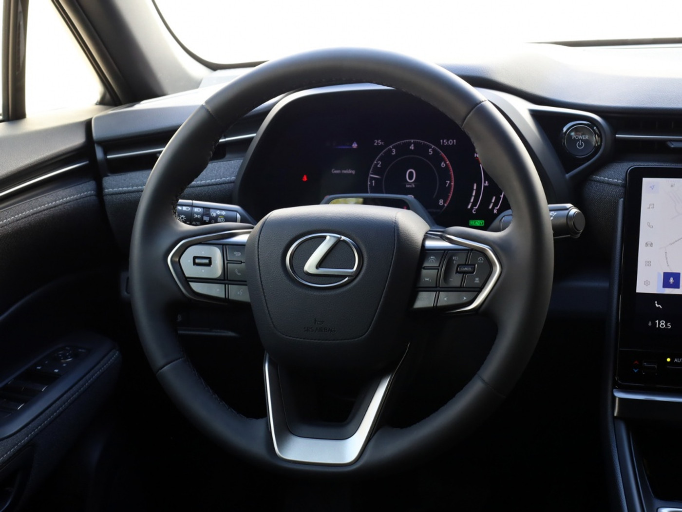Foto van Lexus Lexus LBX