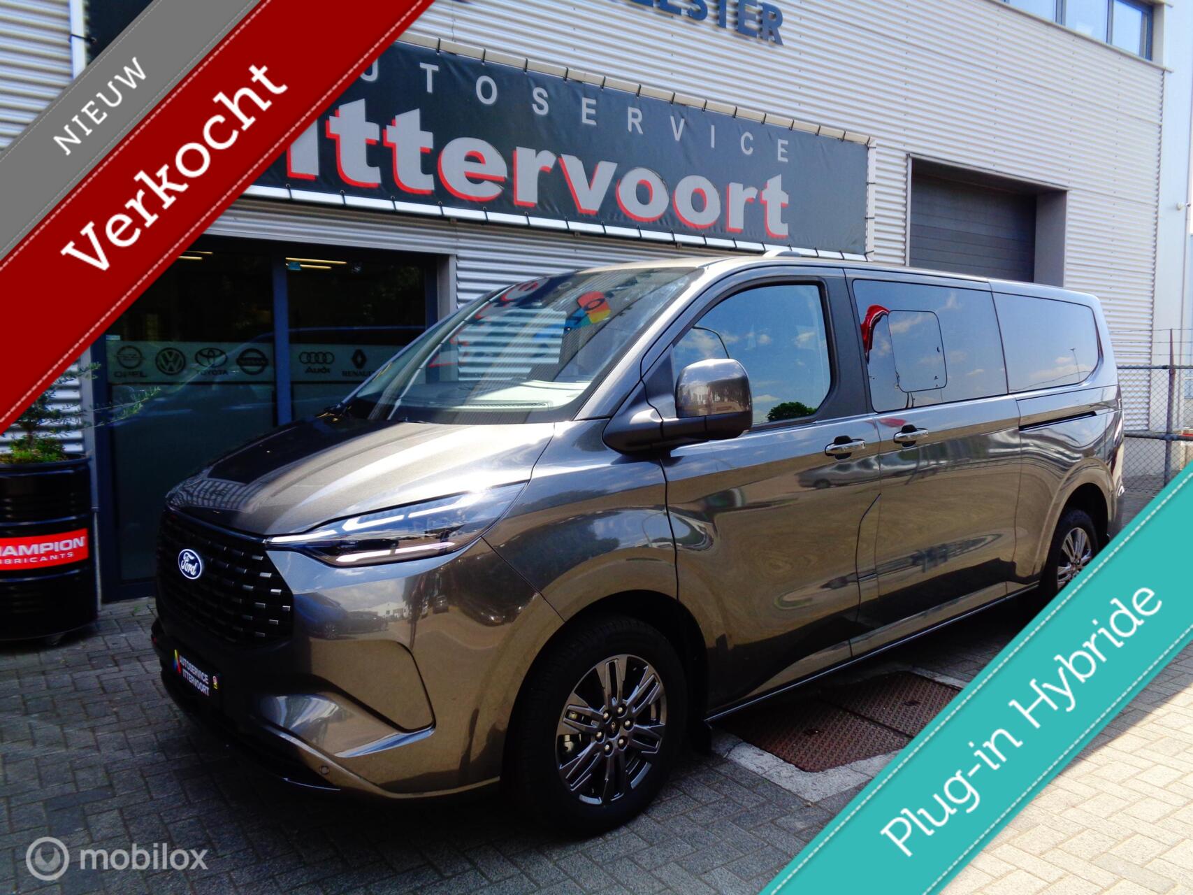 Ford Tourneo Custom 340 2.5 PHEV L2H1 Titanium 2025 - voorkant