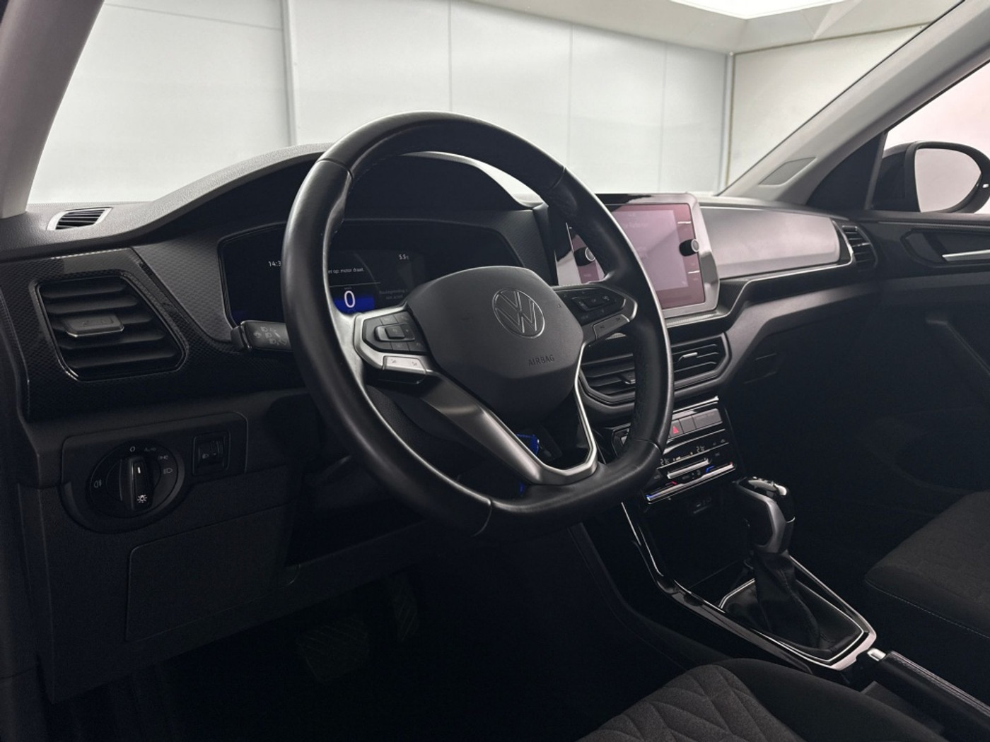 Foto van Volkswagen T-cross