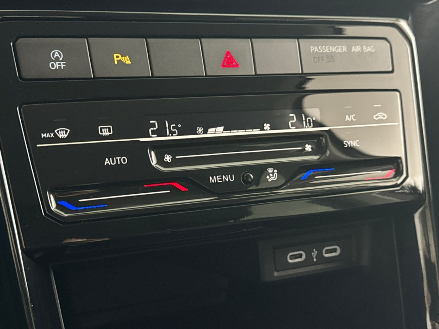 Foto van Volkswagen T-cross