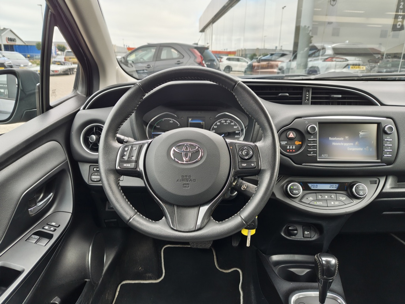 Foto van Toyota Toyota Yaris Hybrid