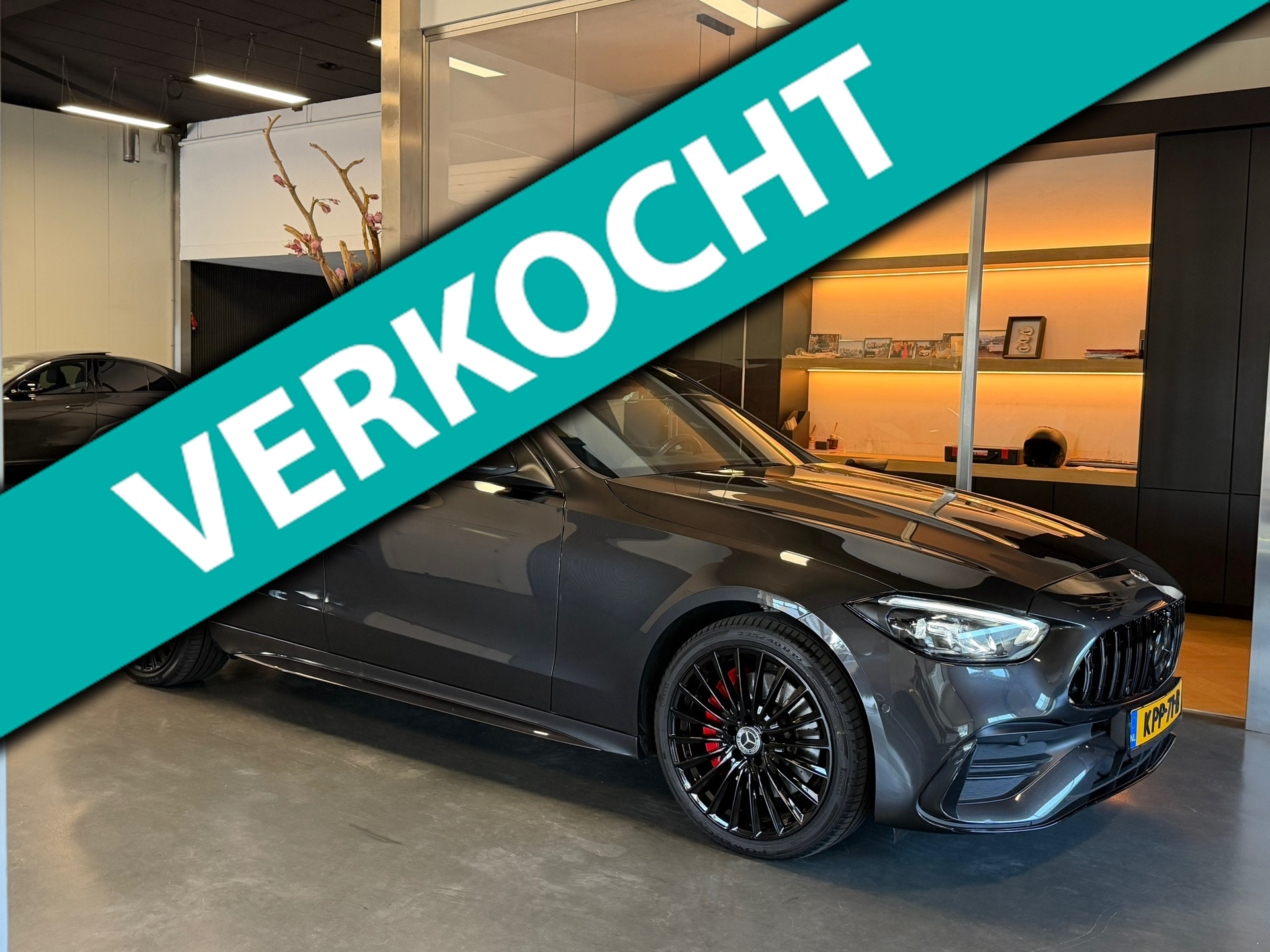 Mercedes-Benz C 300 E 300 e AMG Night Pano Memory 360Cam. Headup 2024 - voorkant