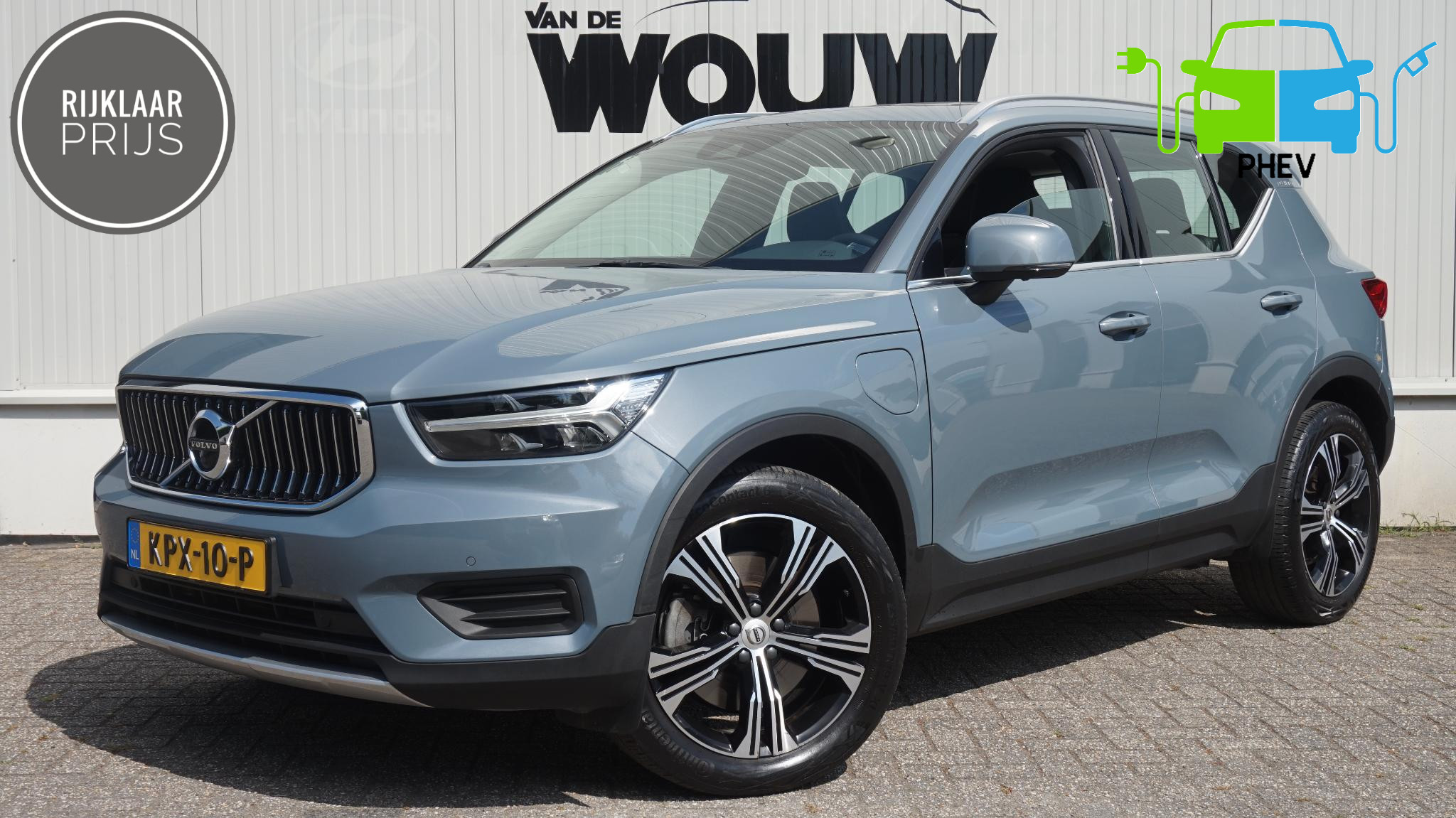 Volvo XC40 1.5 T5 PHEV  Recharge | Panoramadak | Luxury pack 2022 - voorkant