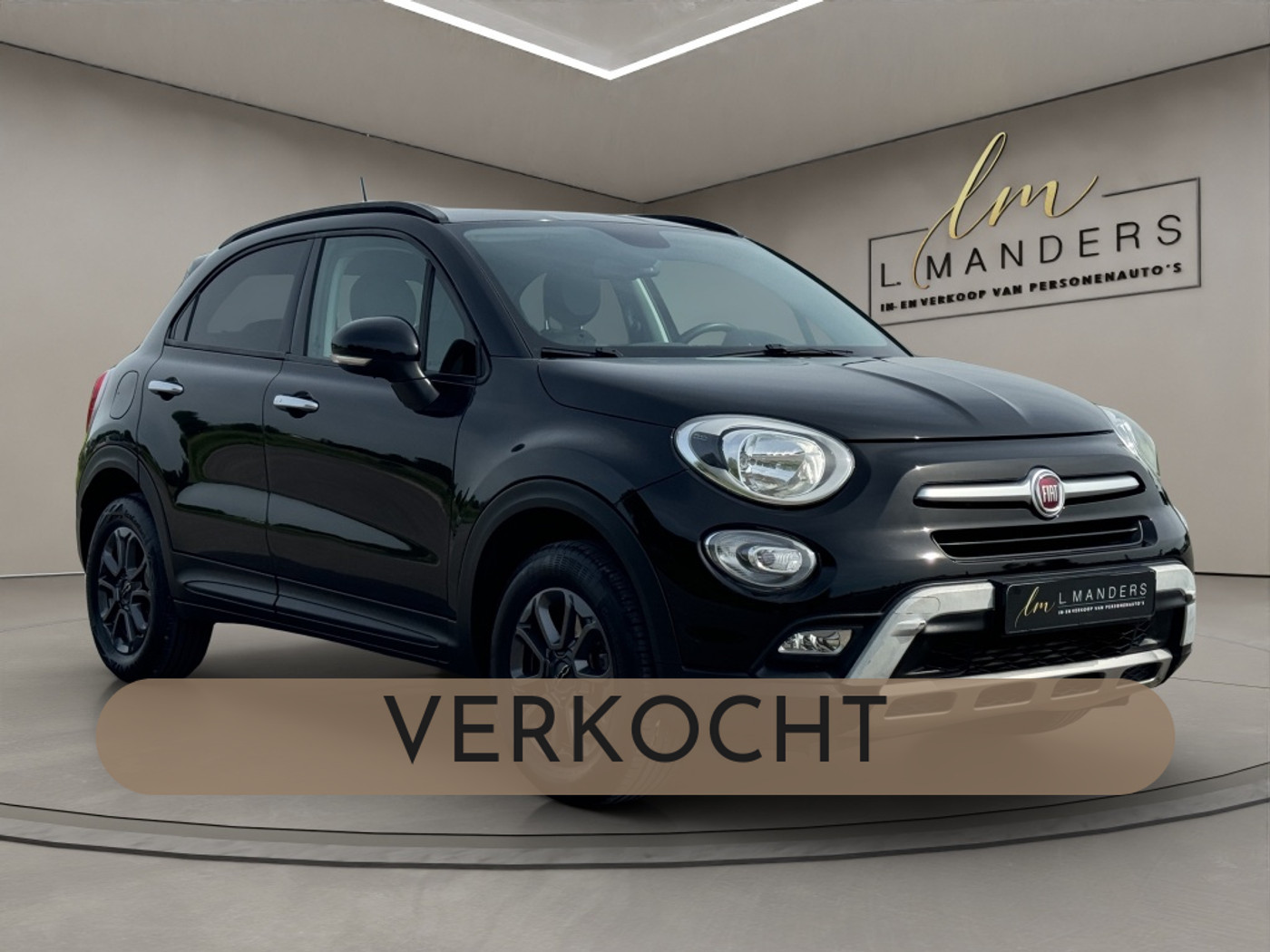 Fiat 500 X 1.4 Turbo Cross 2017 ZWART | Automaat | Navigatie | Airco 2017 - voorkant