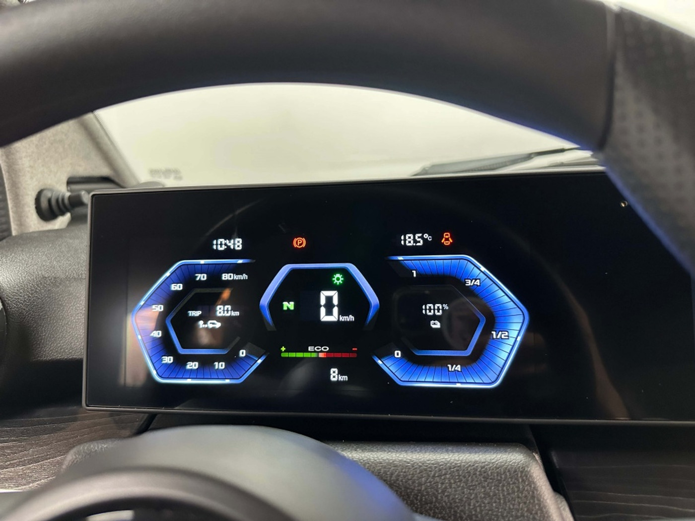 Foto van Aixam E-crossover | Digitaal Dashboard