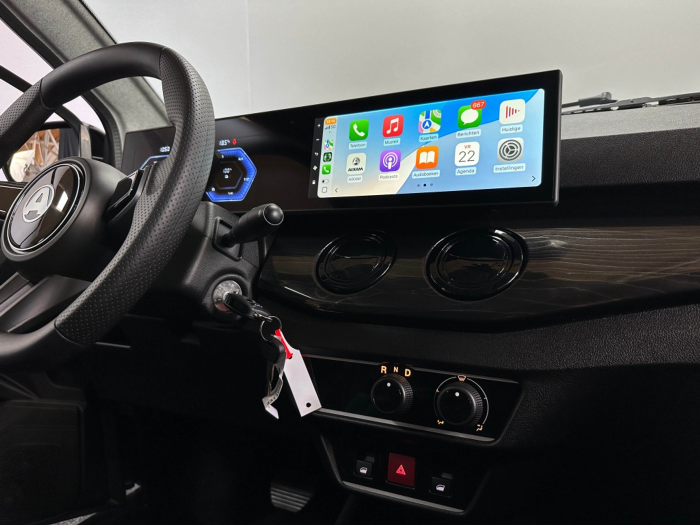 Foto van Aixam E-crossover | Digitaal Dashboard