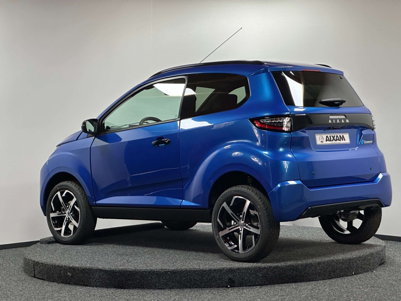 Foto van Aixam E-crossover | Digitaal Dashboard