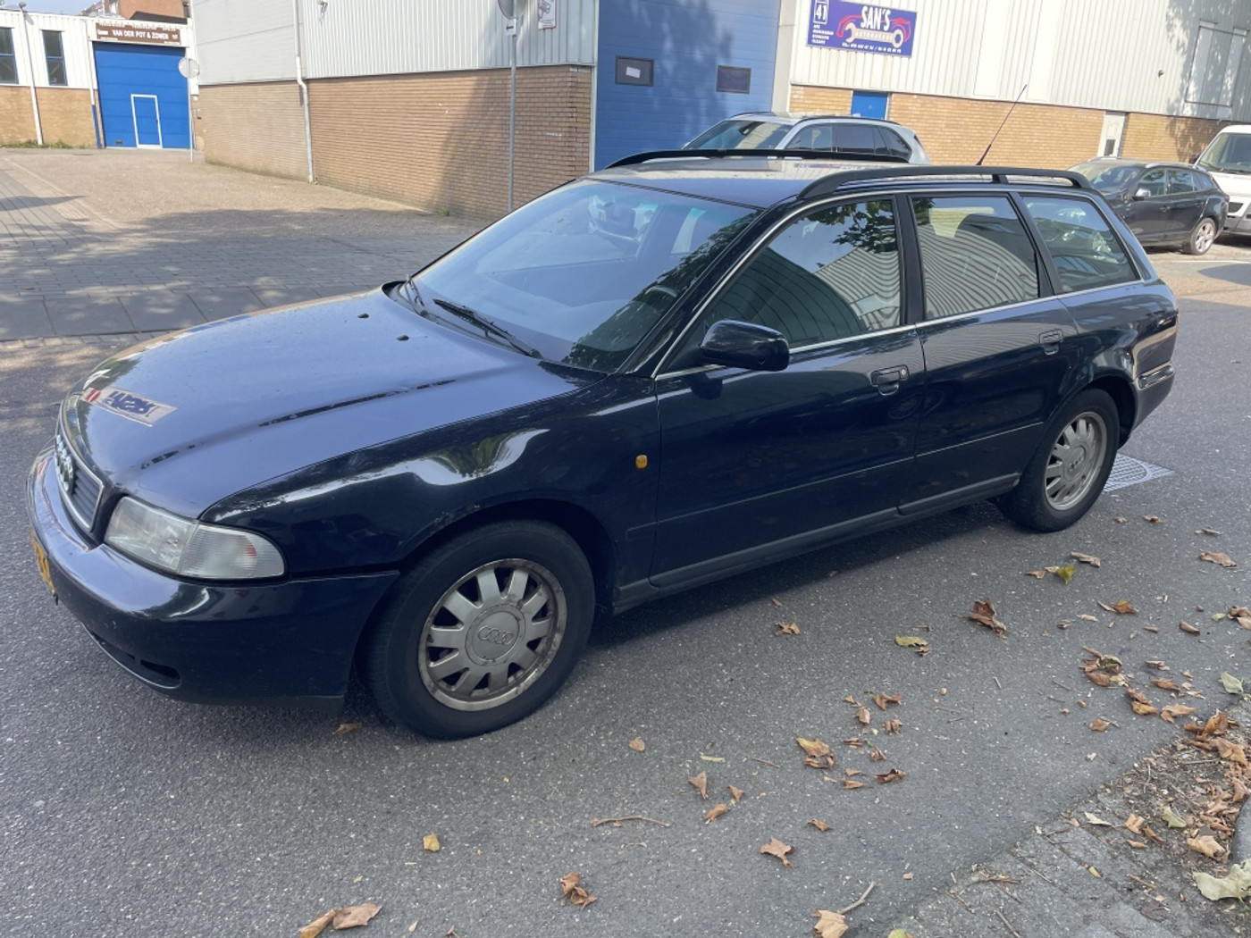 Audi A4 Avant 1.9 TDI Advance 1998 - voorkant