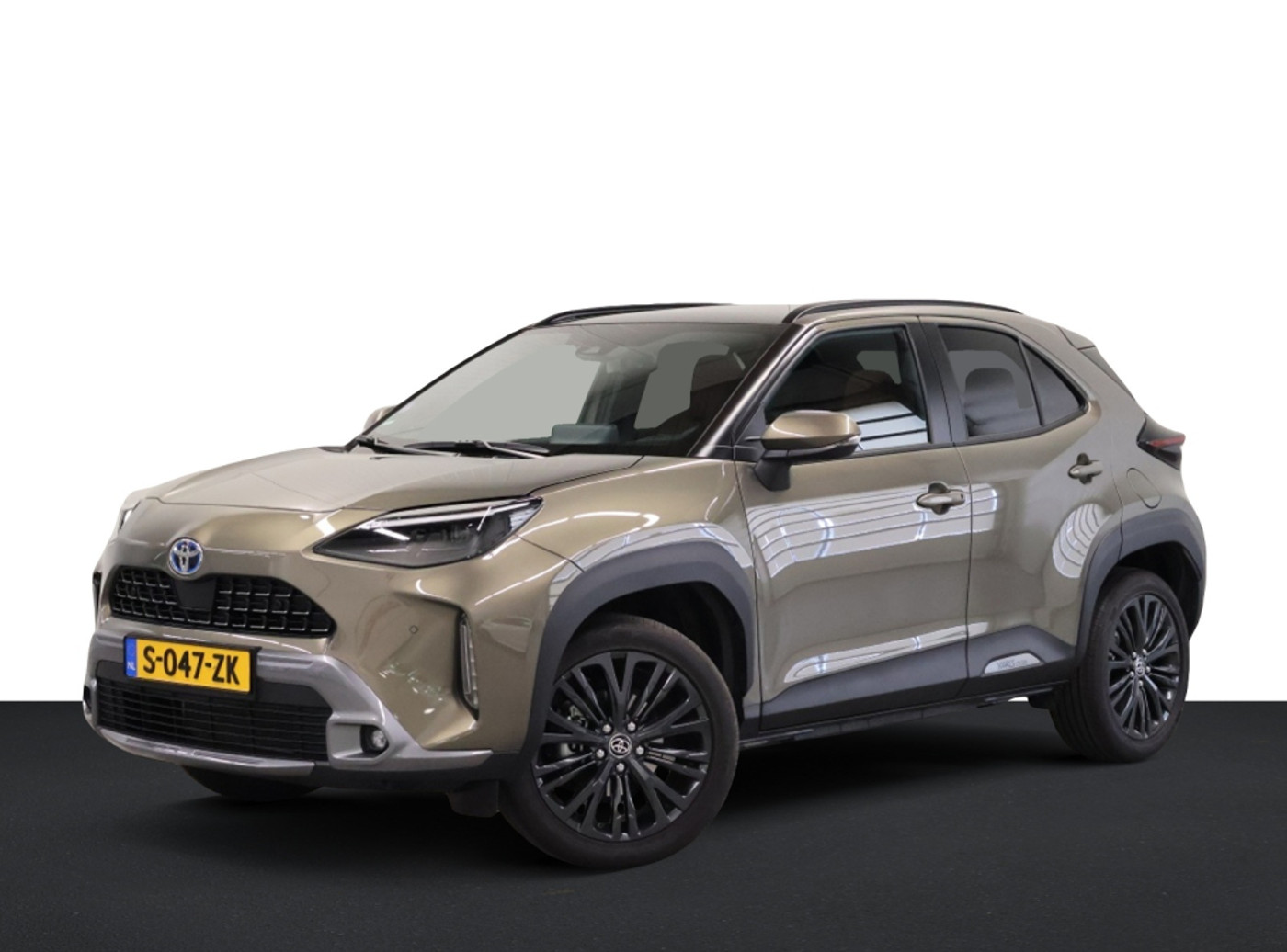 Toyota Yaris 1.5 Hybrid Adventure 2023 - voorkant