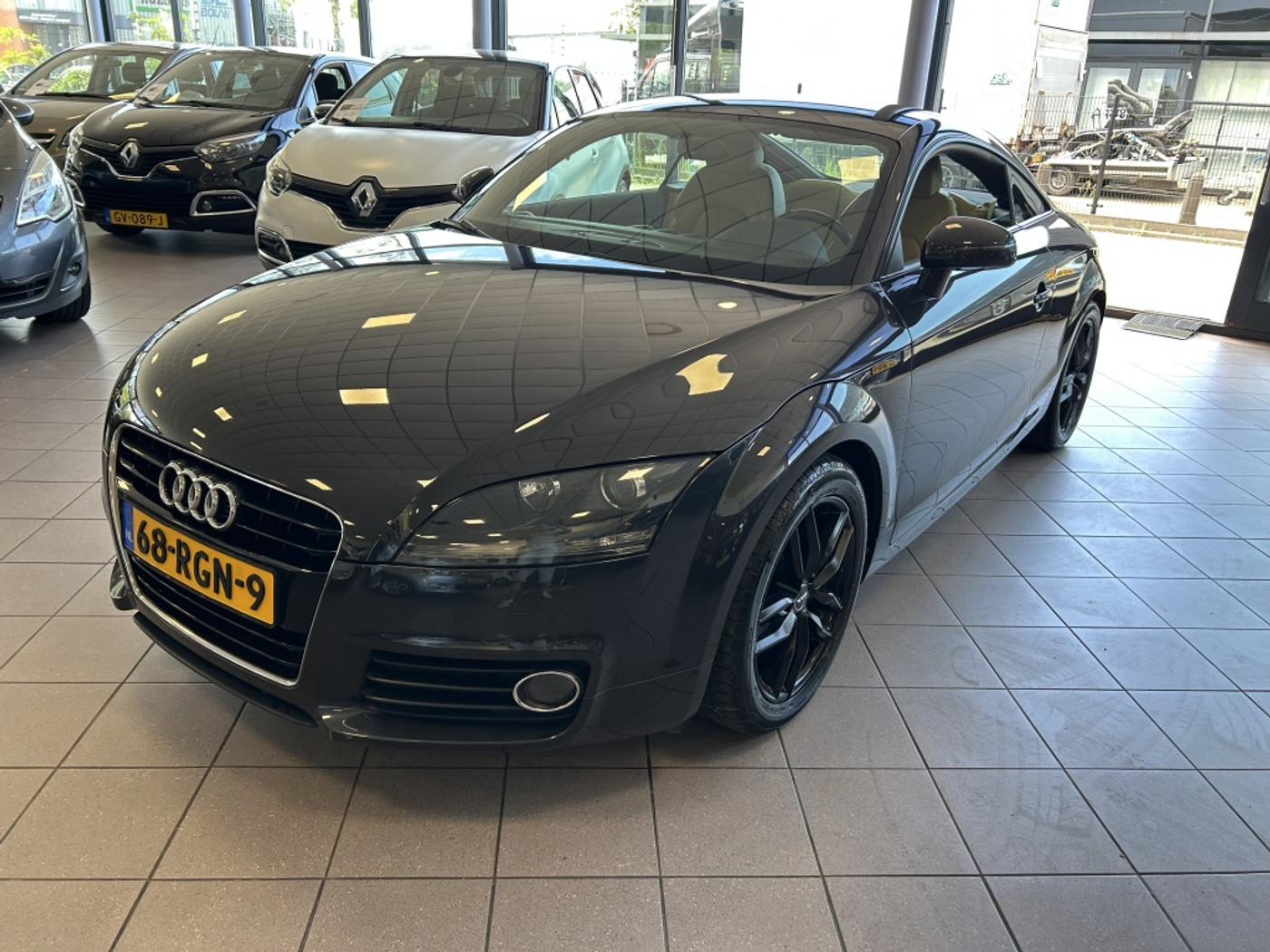 Audi Audi TT 1.8 TFSI Pro Line NL Auto NW STAAT BJ 2011 !!! 2011 - voorkant