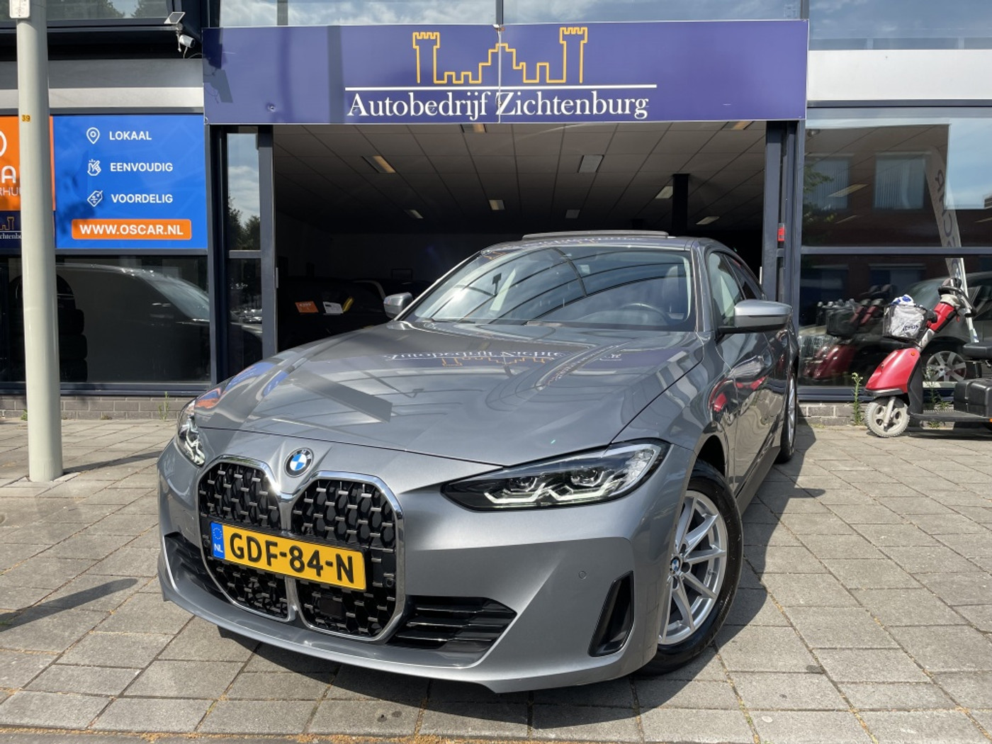 BMW 420i 420i Pano - CarPlay - Full Options 2022 - voorkant