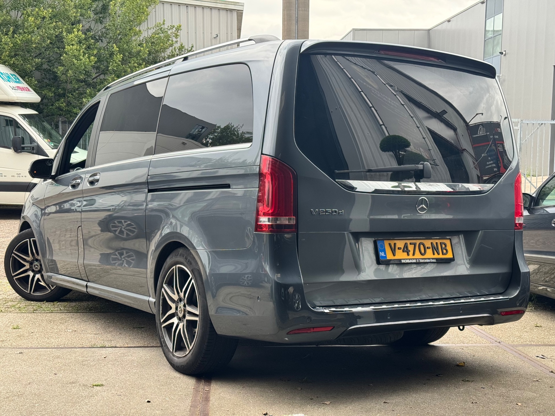 Foto van Mercedes-Benz V-klasse
