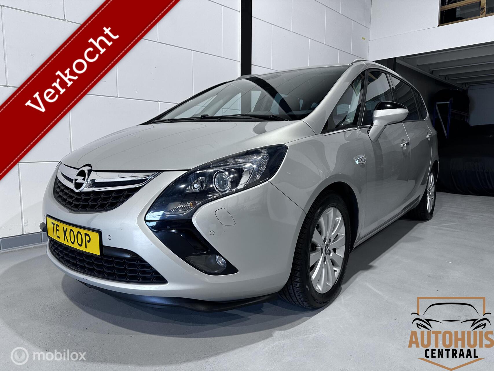 Opel Zafira Tourer 1.4 Cosmo*5P*Airco*Navi 2012 - voorkant