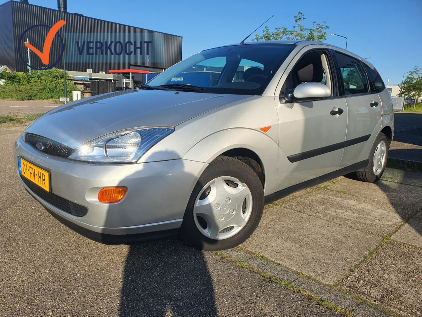 Ford Focus 1.6-16V Trend 5-DRS AUTOMAAT|NAP|APK|123.000|UNIEK 2000 - voorkant