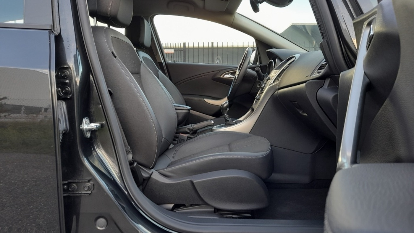 Foto van Opel Astra Sports Tourer