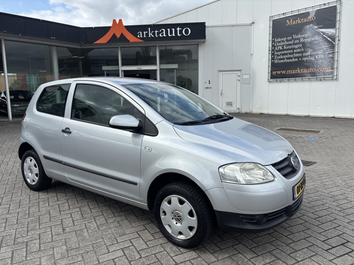 Volkswagen Fox 1.2 Trendline Bluetooth Airco Trekhaak 2005 - voorkant