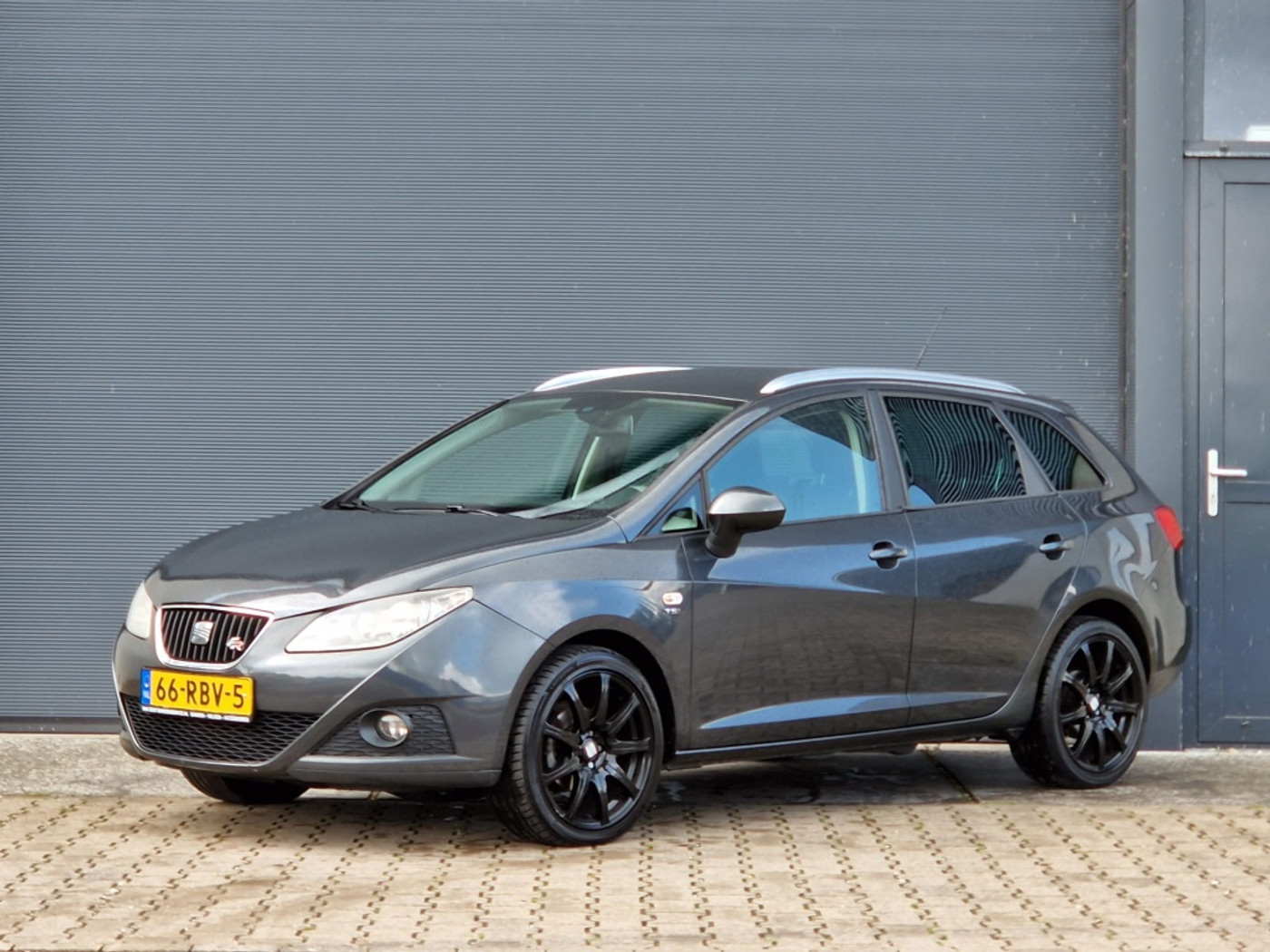 Seat Ibiza ST 1.2 TSI Sport 2011 - voorkant