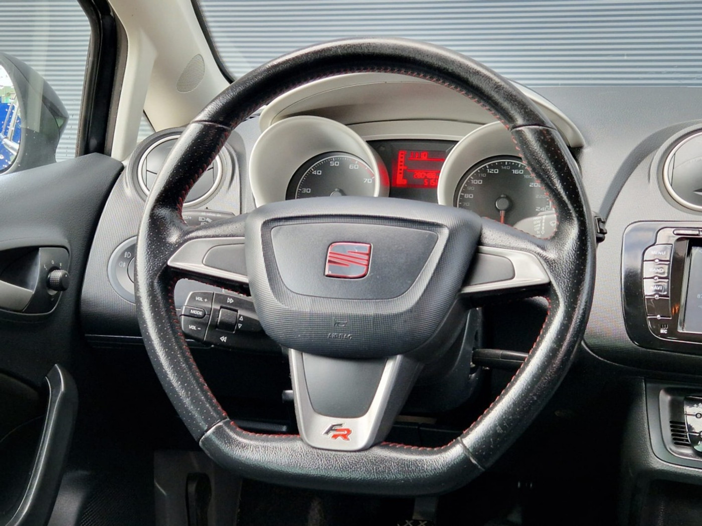 Foto van Seat Ibiza ST