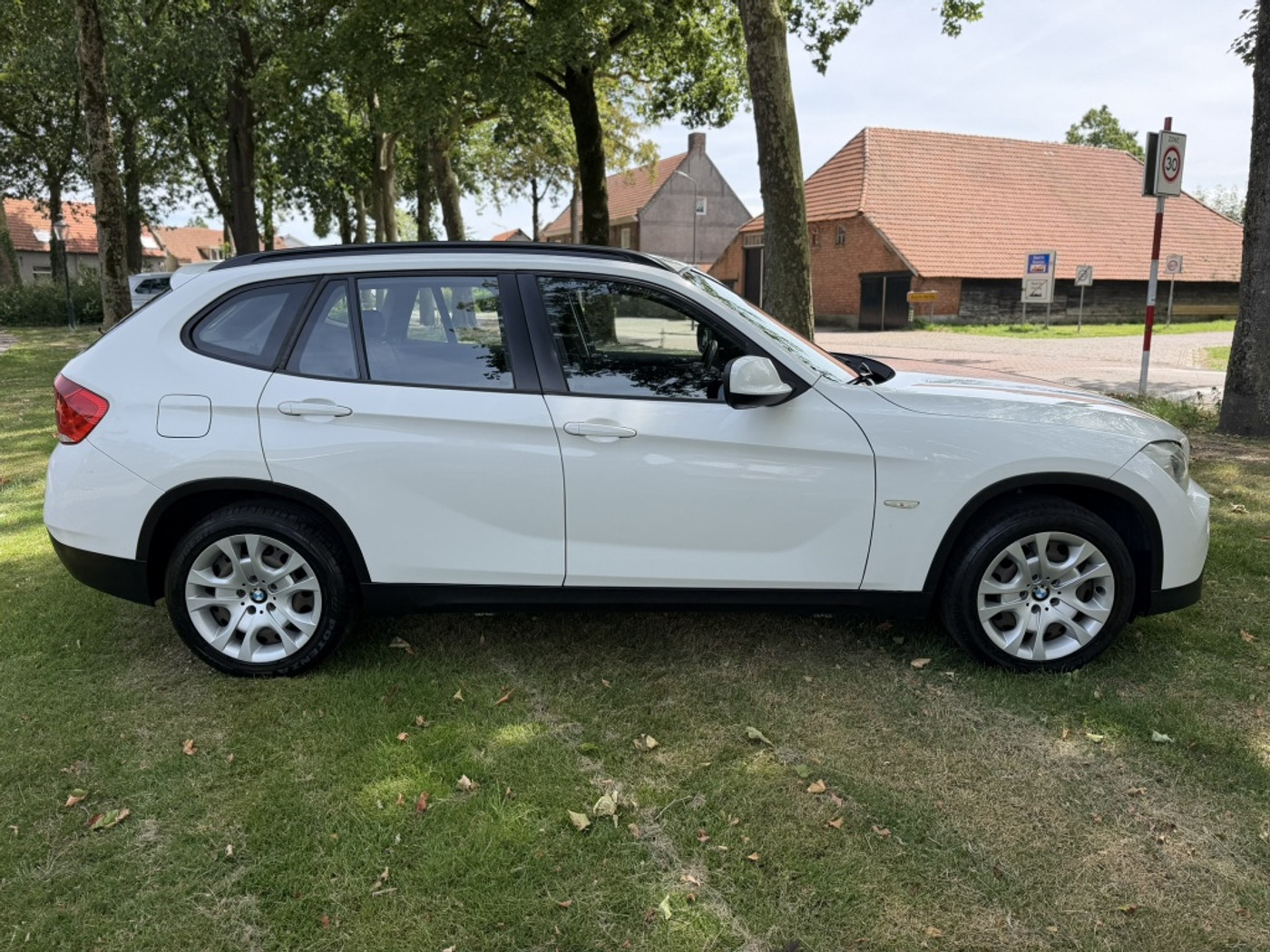 Foto van BMW X1 sDrive 18d