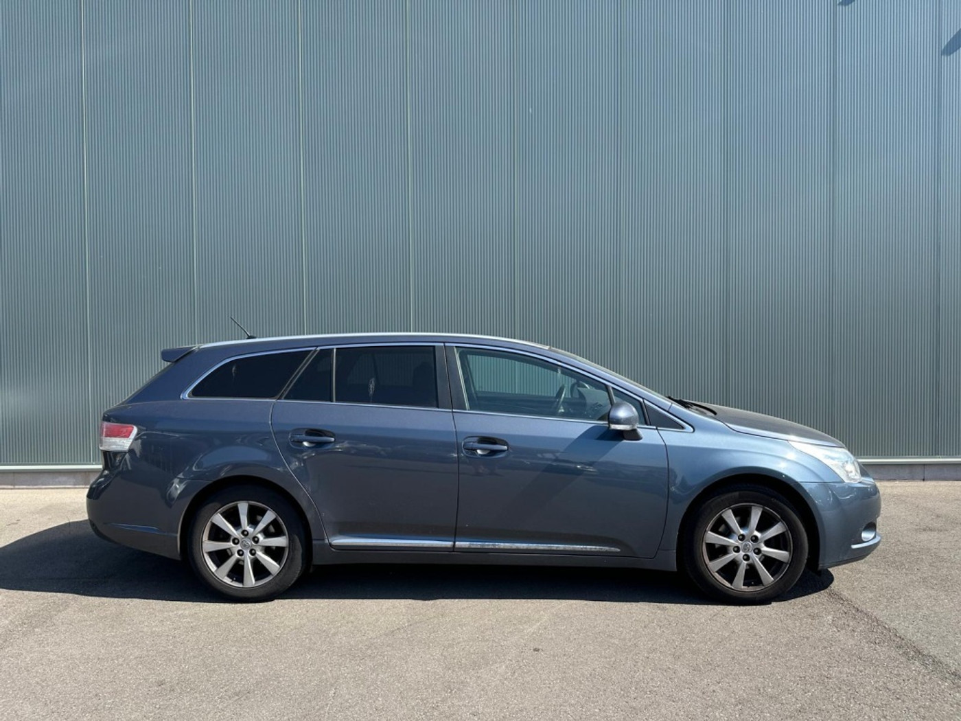 Foto van Toyota Toyota Avensis