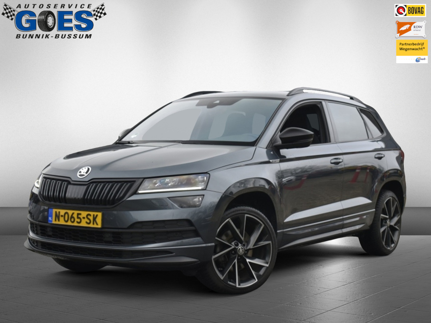 Skoda Karoq 1.5 TSI ACT Sportline Business 2022 - voorkant