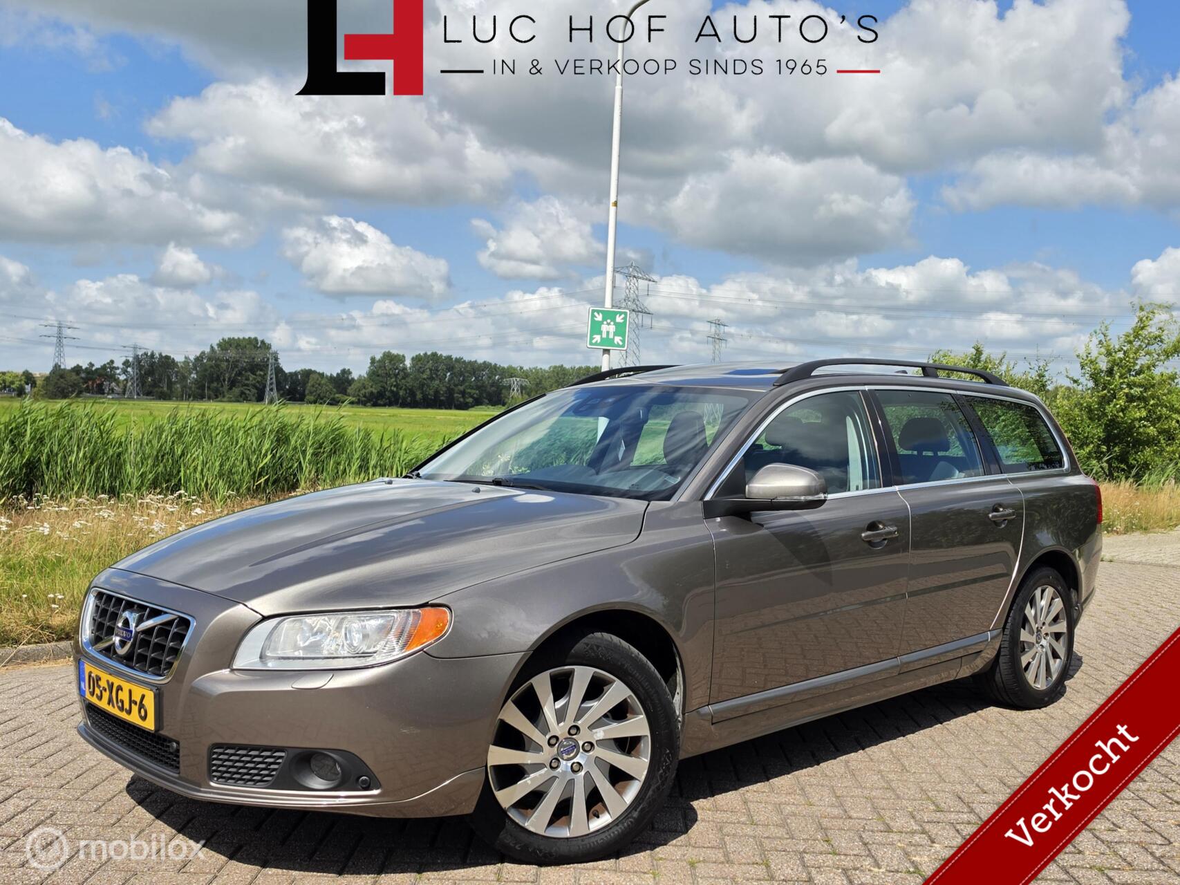 Volvo V70 1.6 T4 Limited Edition APK 07-2027! 2012 - voorkant