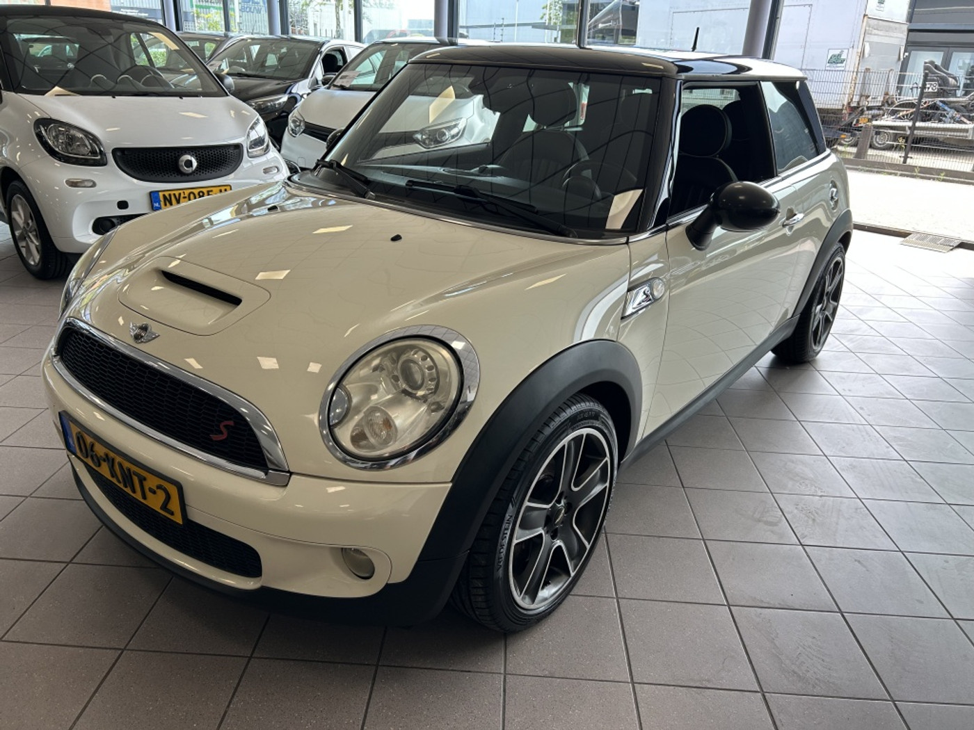 Mini Cooper S 1.6 Cooper S Chili 2010 - voorkant