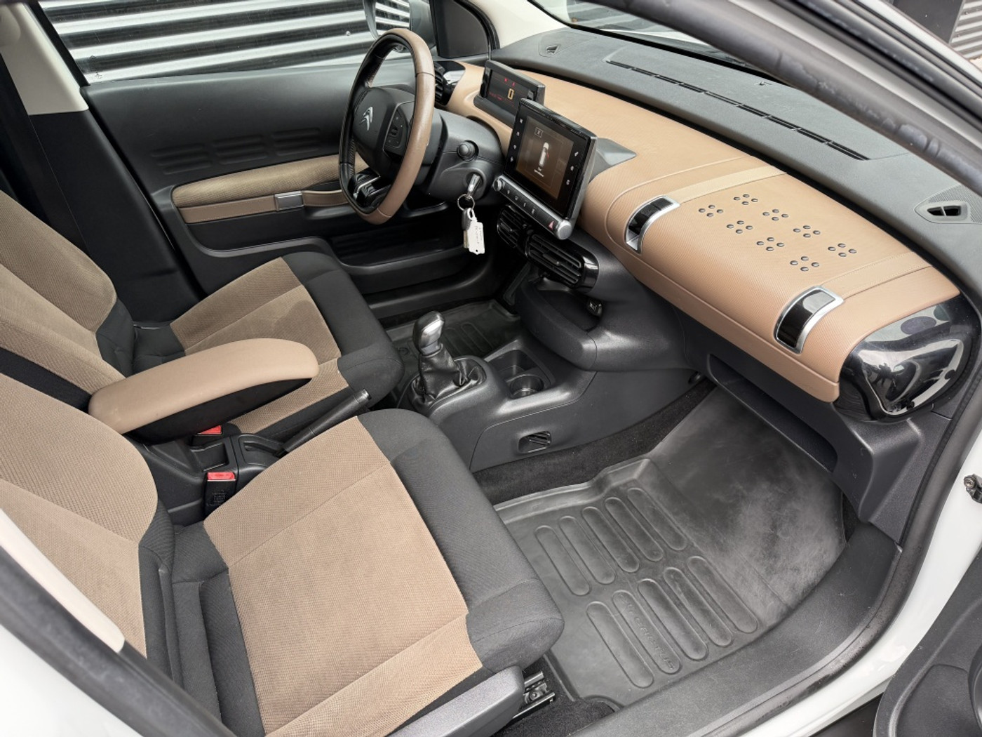 Foto van Citroen C4 Cactus