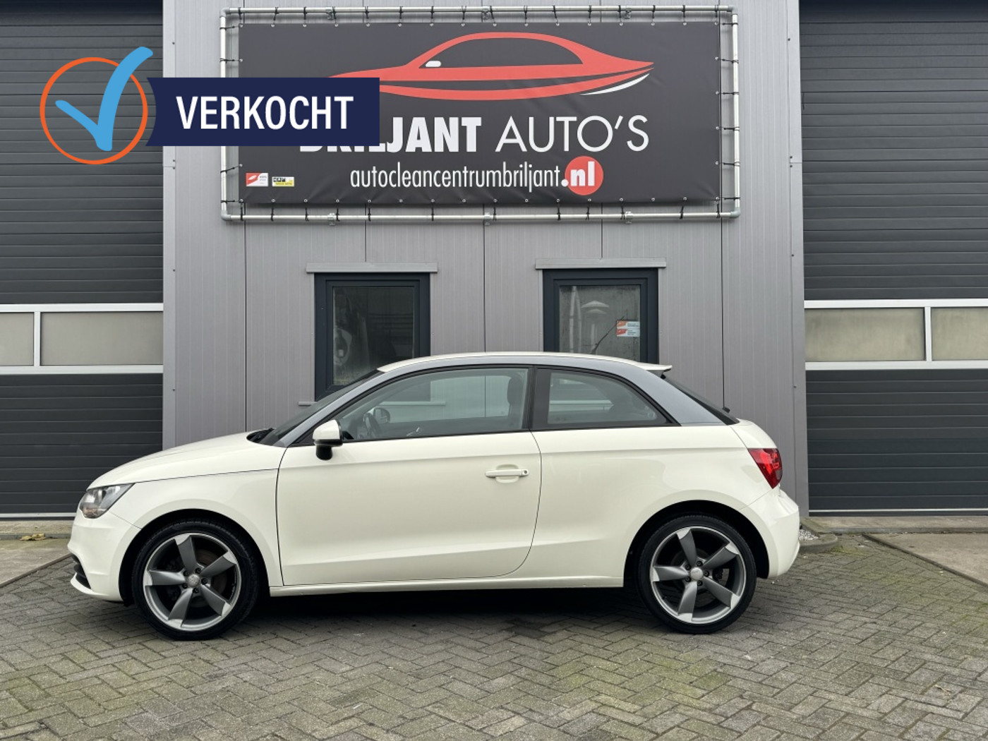 Audi Audi A1 1.4 TFSI S Line Automaat Nederlandse auto!! 2011 - voorkant