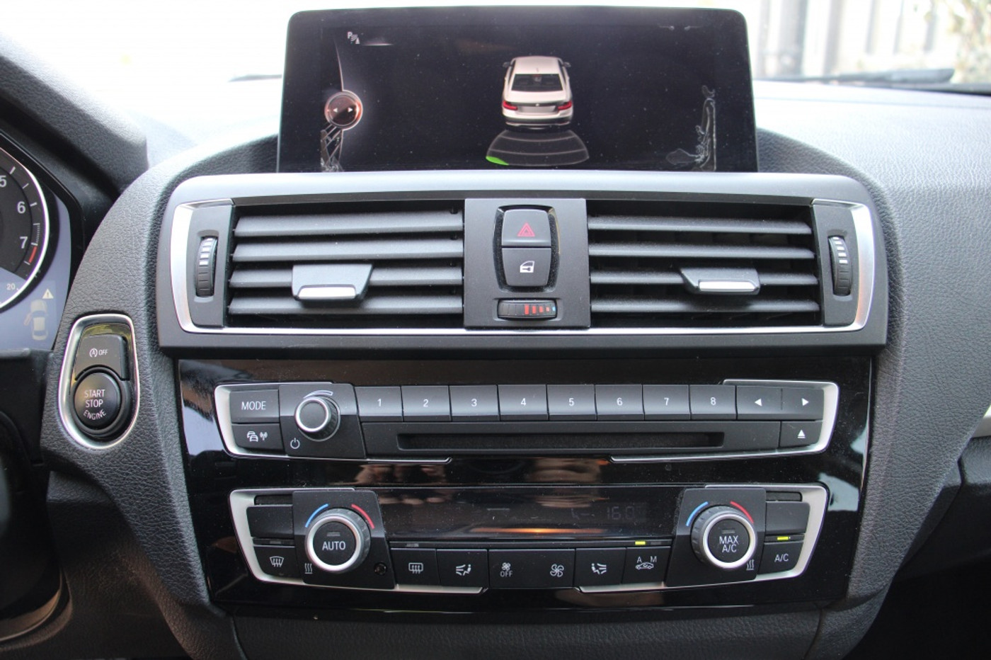 Foto van BMW 218i