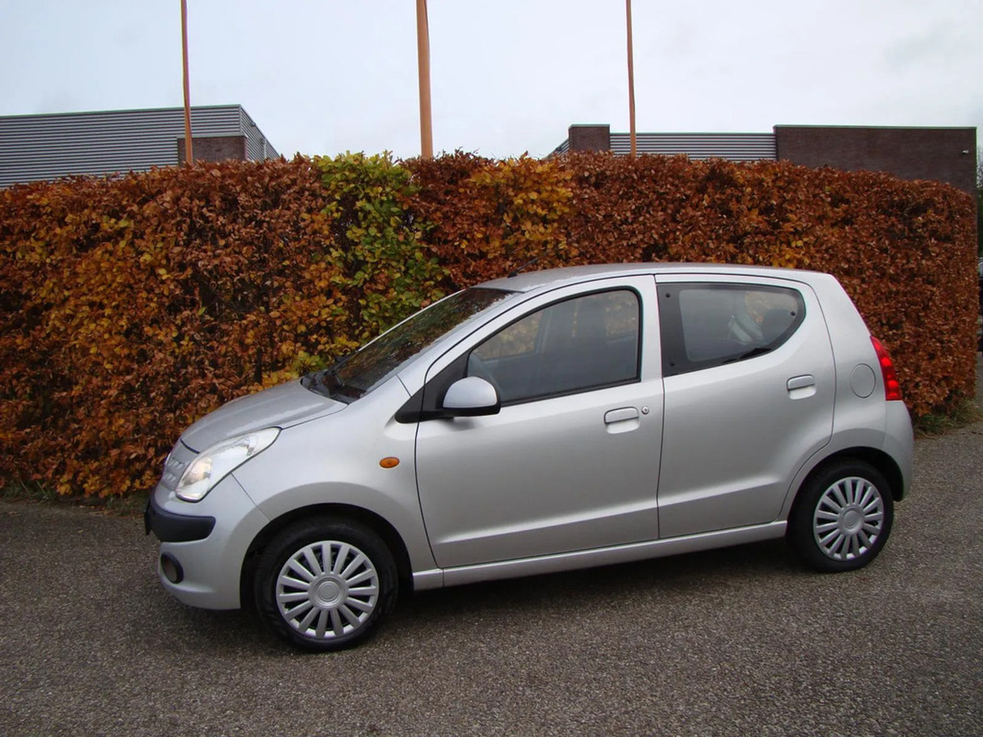 Foto van Nissan Pixo