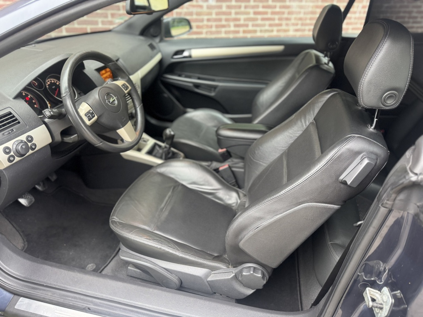 Foto van Opel Astra Twin Top