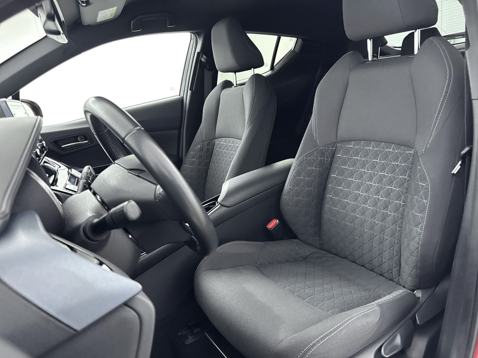 Foto van Toyota C-hr