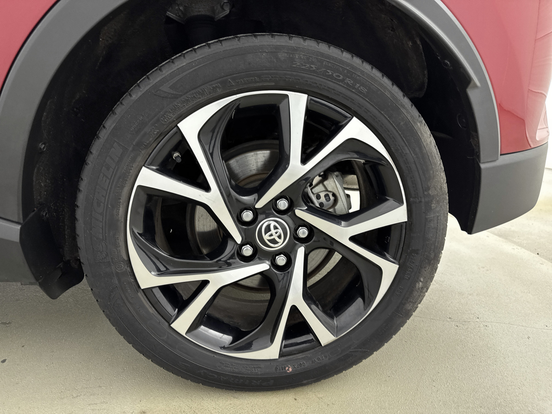 Foto van Toyota C-hr