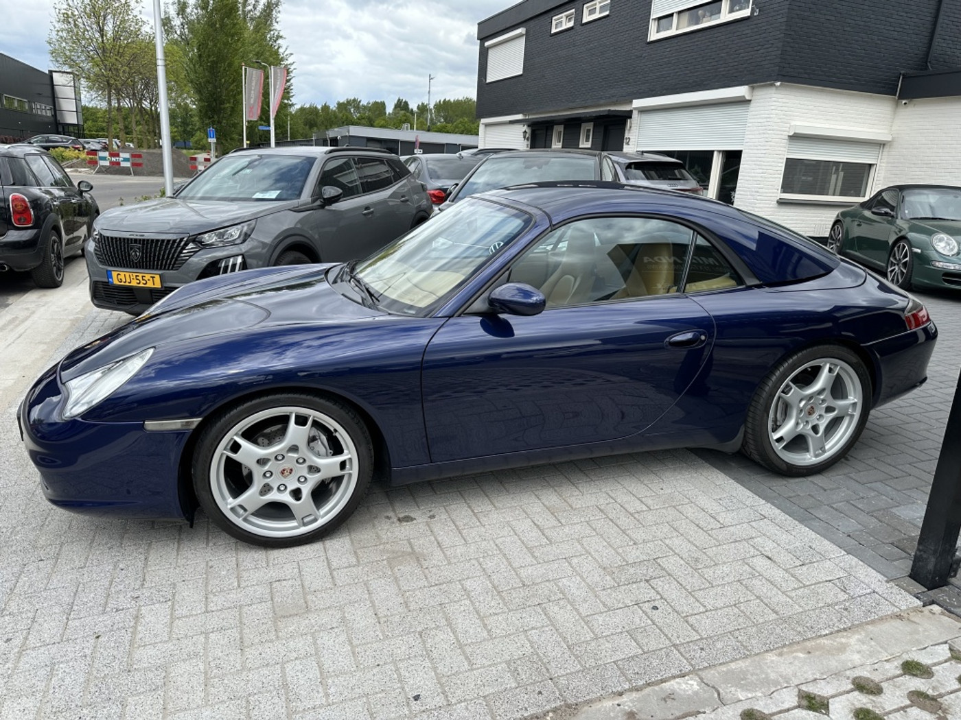 Foto van Porsche 911 Carrera
