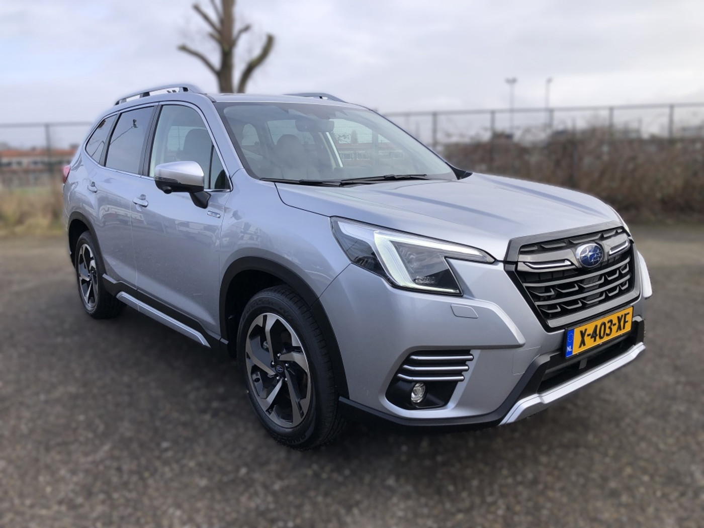 Subaru Forester 2.0i e-BOXER Premium, afn. trekhaak 2023 - voorkant
