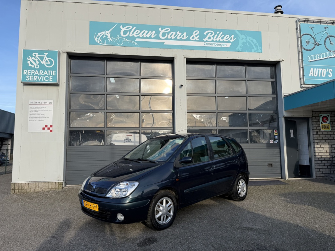 Renault Megane Scenic 1.9 dCi Authentique 2003 - voorkant