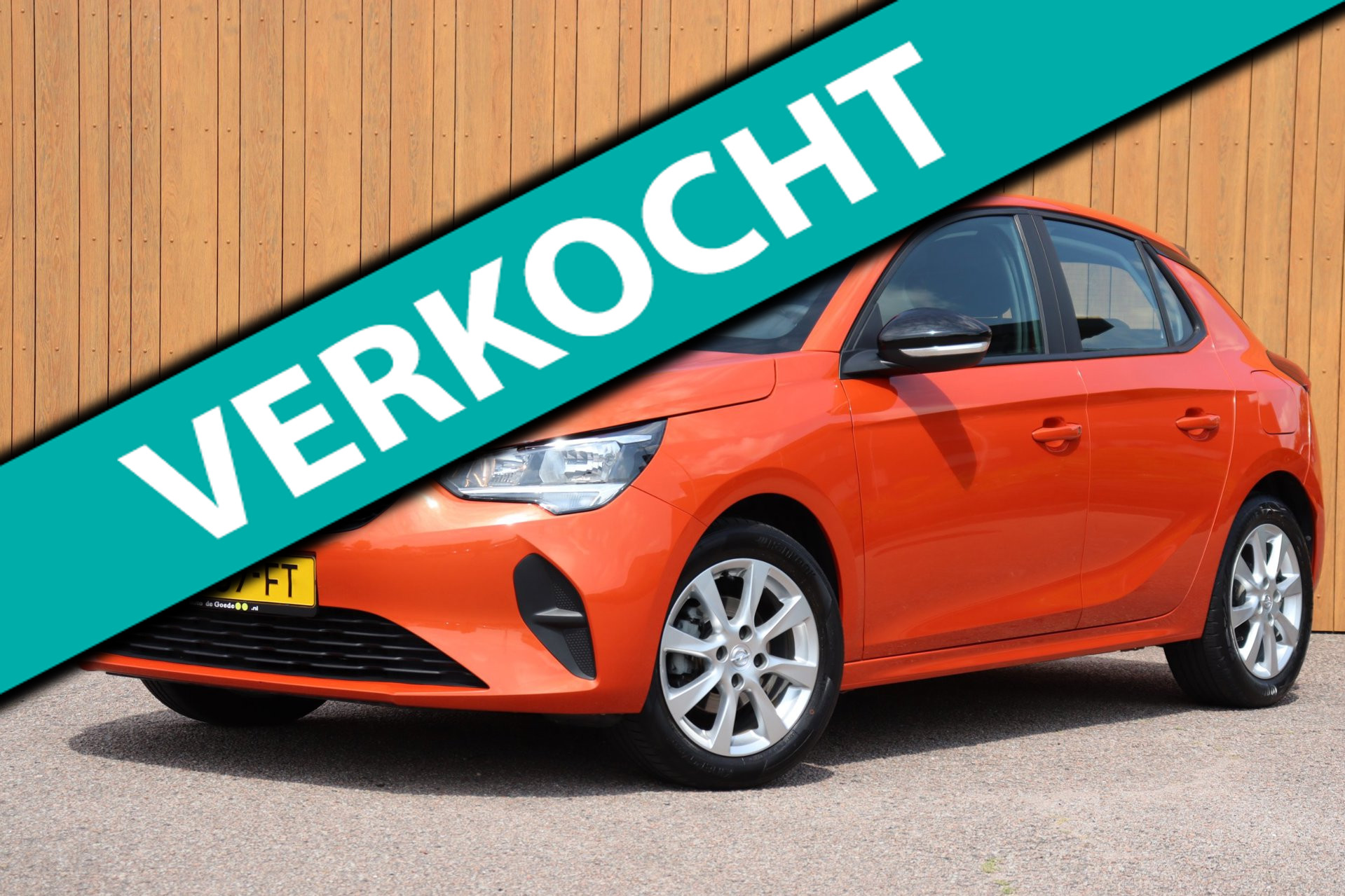 Opel Corsa 1.2 Edition org. NL 2021 - voorkant