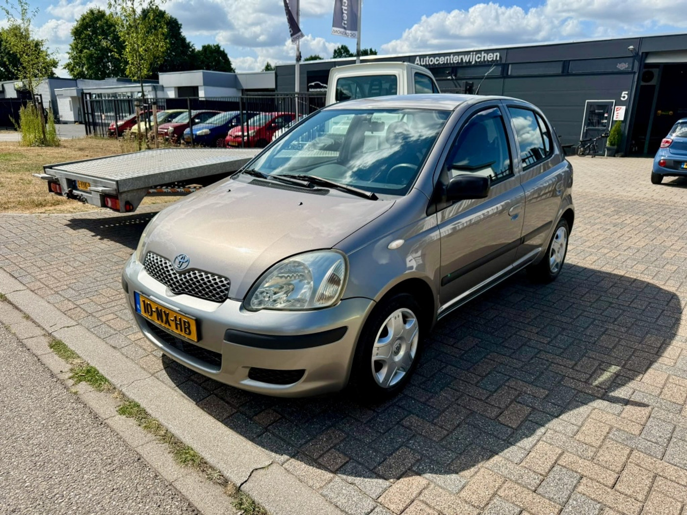 Toyota Yaris 1.3 VVT-i Idols - Topstaat - 5Drs 2004 - voorkant