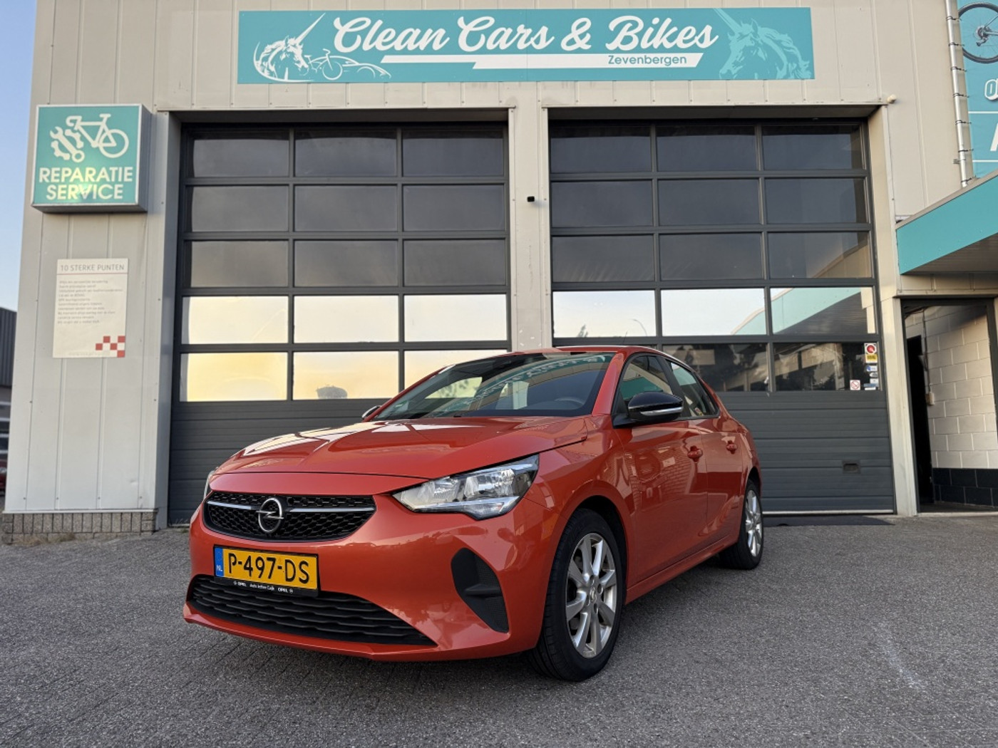 Opel Corsa 1.2 Edition 2022 - voorkant