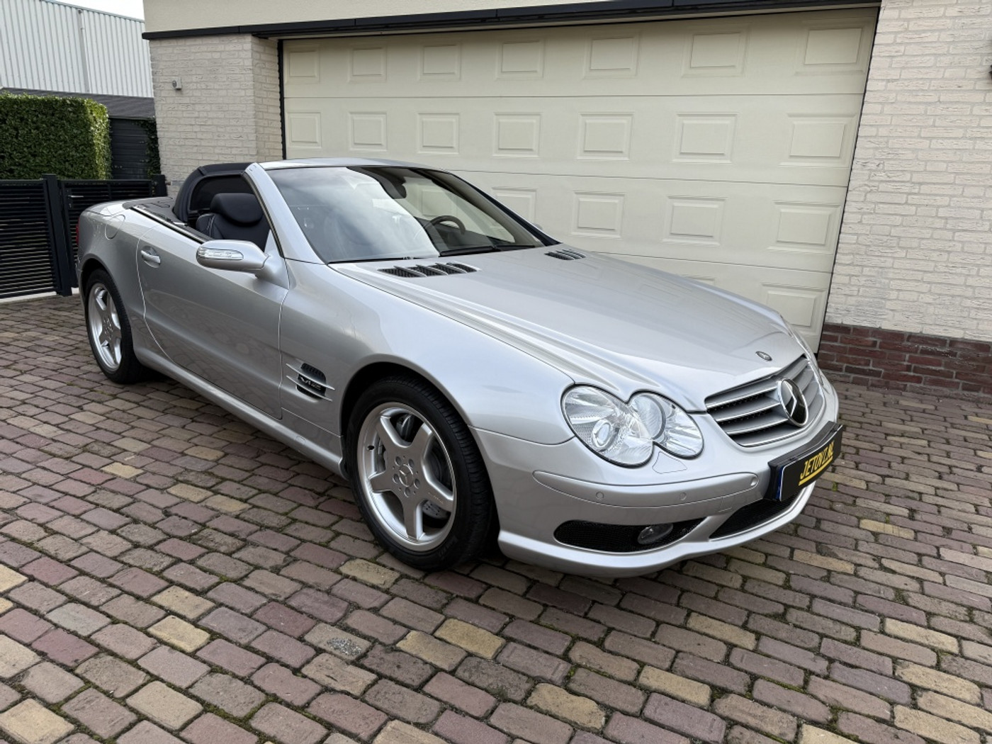 Mercedes-Benz SL 600 600 2004 - voorkant