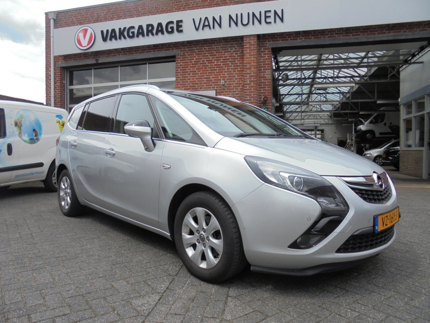 Opel Zafira Tourer Van||Euro6||Airco||Navi||Rijklaar|| 2016 - voorkant