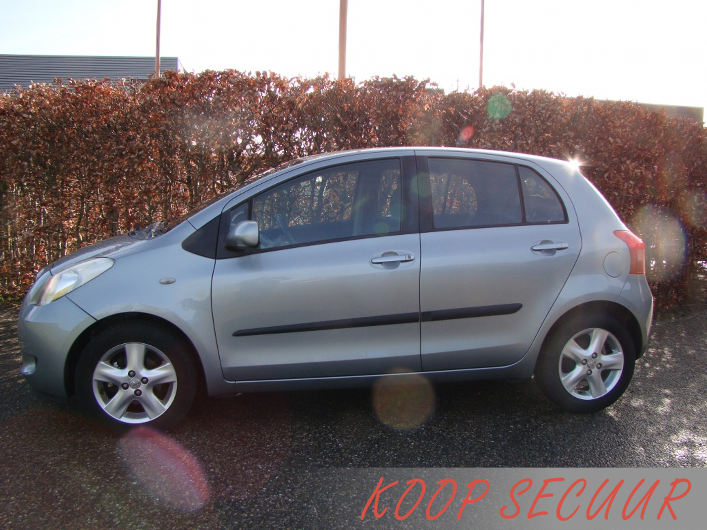 Toyota Yaris 1.3 VVTi Luna MMT 2006 - voorkant