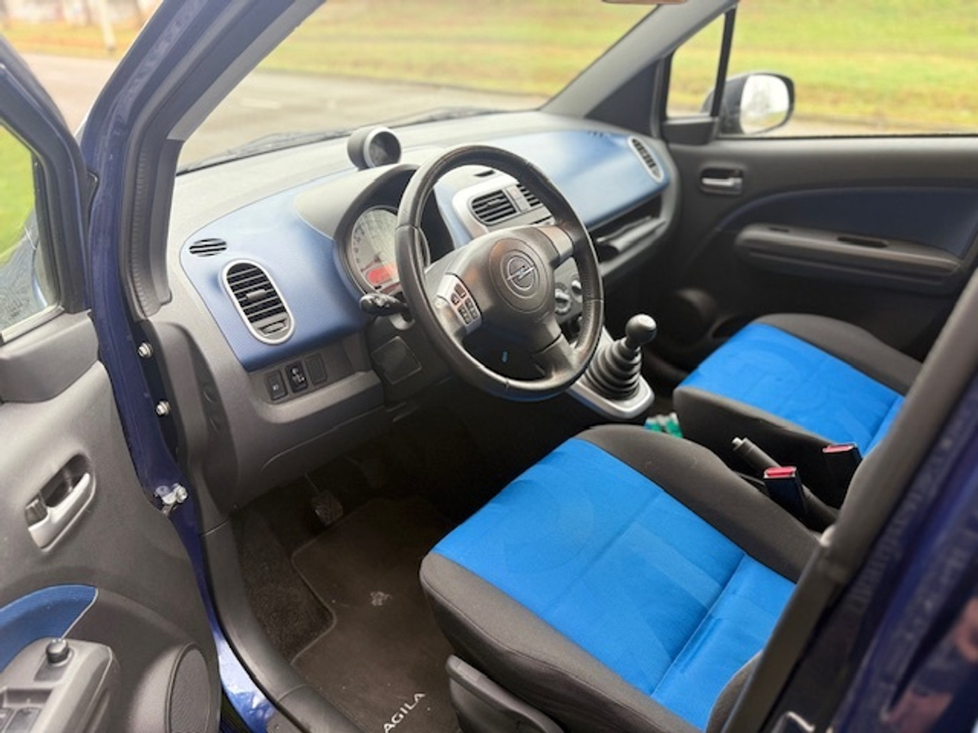 Foto van Opel Agila