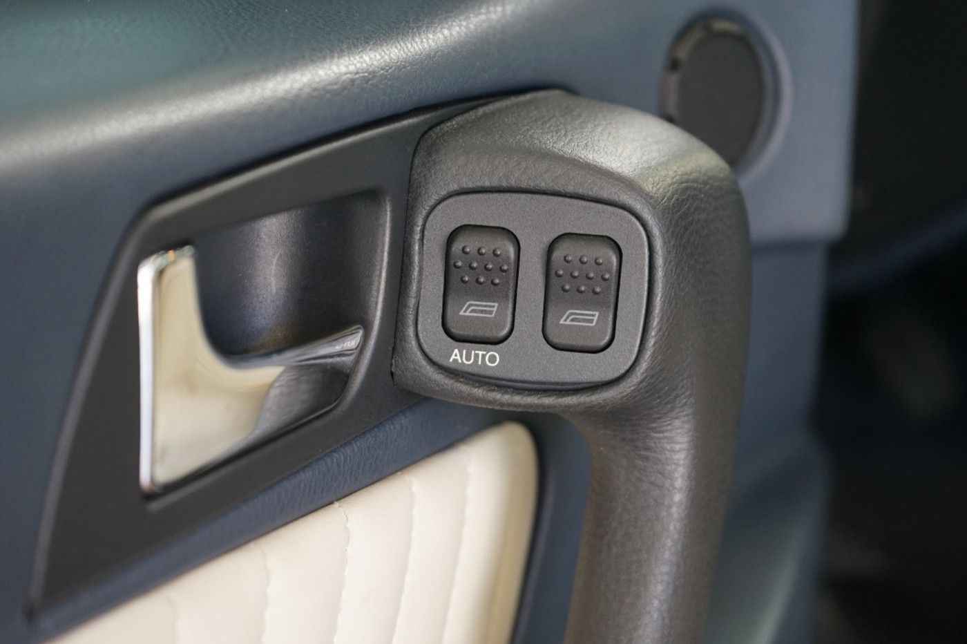 Foto van Alfa Romeo ( Alfa Romeo GTV V6 24v )