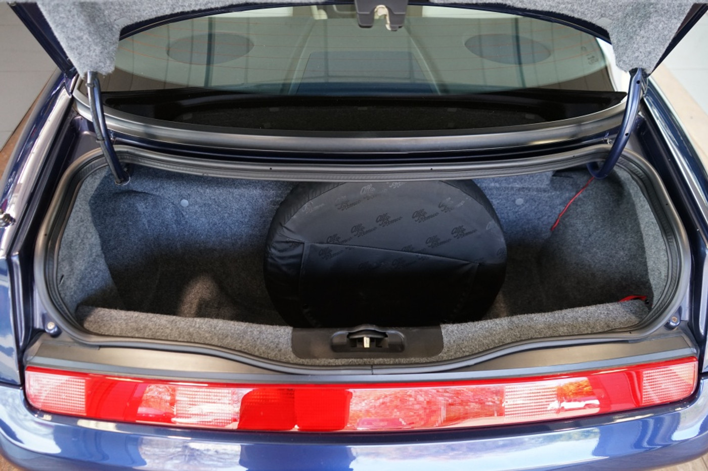 Foto van Alfa Romeo ( Alfa Romeo GTV V6 24v )