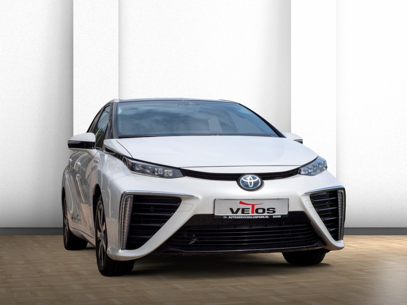 Toyota Mirai FCV Executive 2016 - voorkant