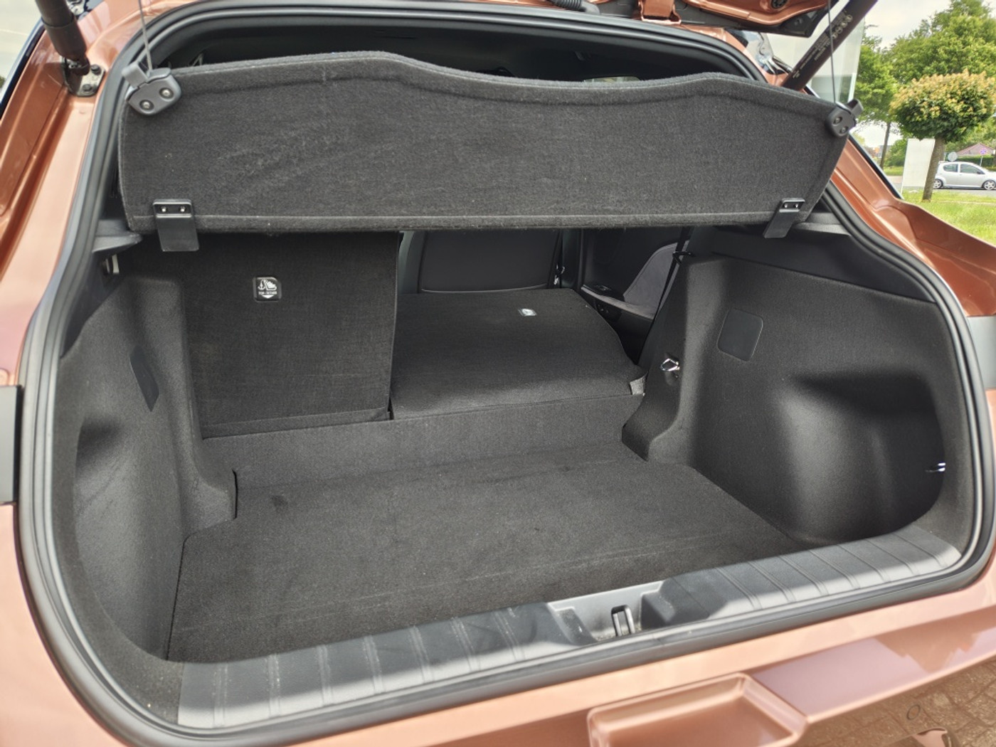 Foto van Lexus Lexus LBX