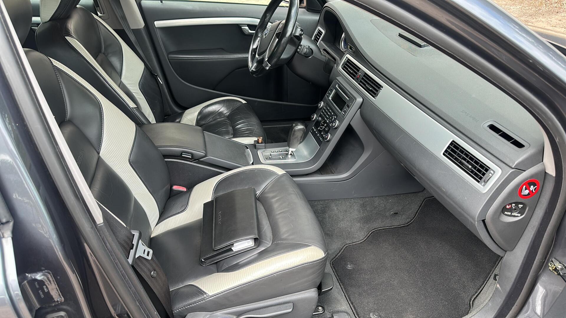 Foto van Volvo V70