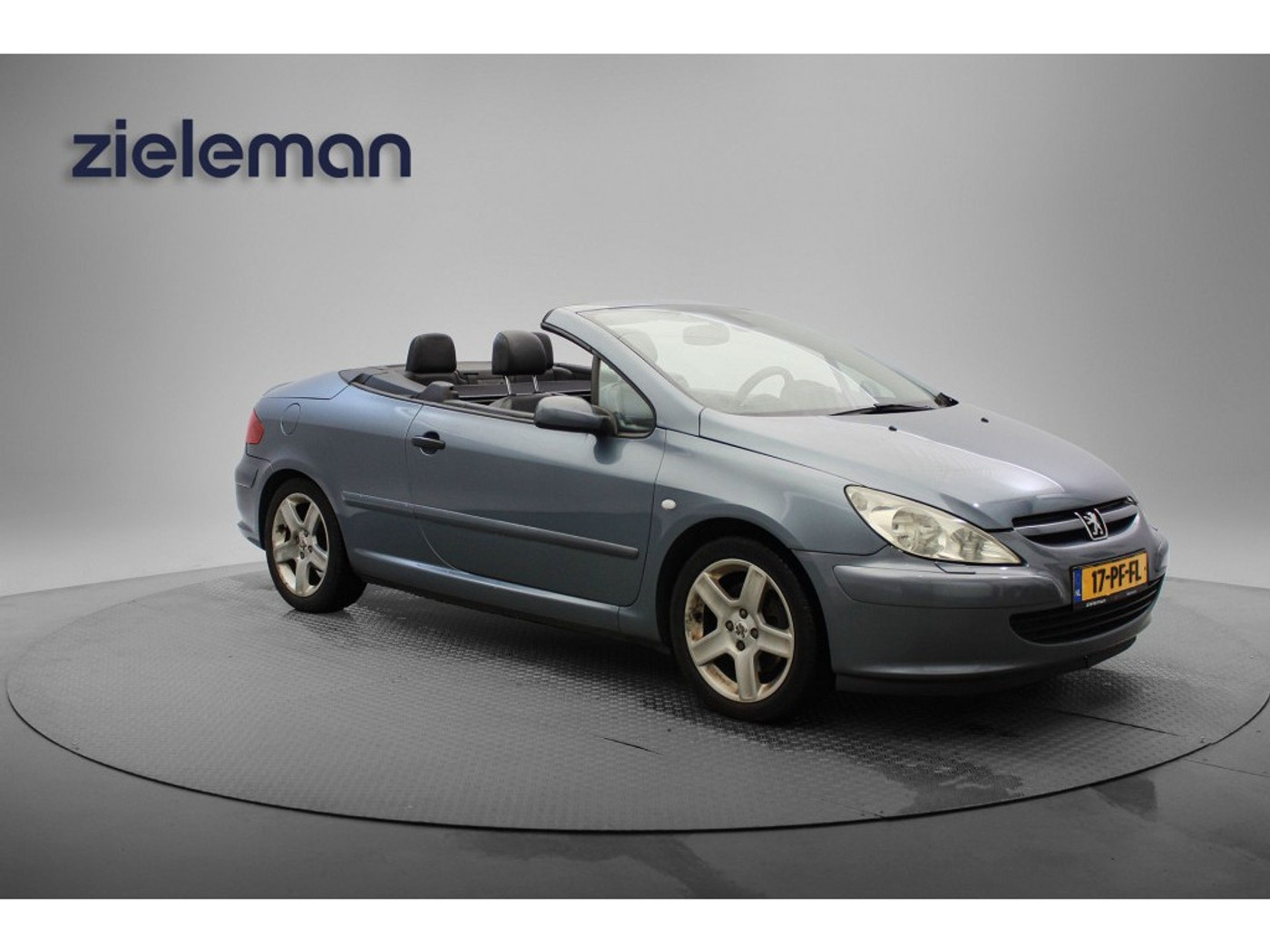 Peugeot 307 CC 2.0 16V Griffe - Leer, Cabrio, Cruise, Stoelverw. 2004 - voorkant